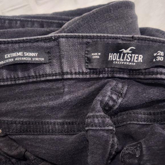 Hollister jeans - Picture 2 of 2